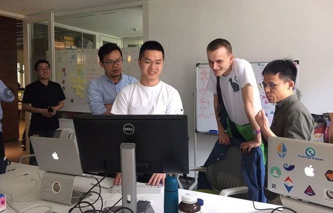 去中心化钱包_imToken是去中心化钱包吗？_aitdcoin中心化钱钱包